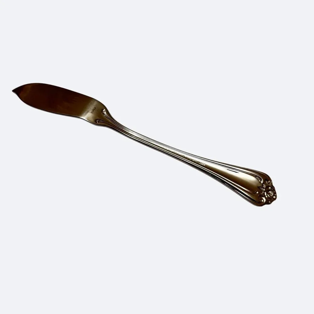 Reed & Barton Roseland Butter Knife Spreader Stainless Steel Rose Flower Korea 7